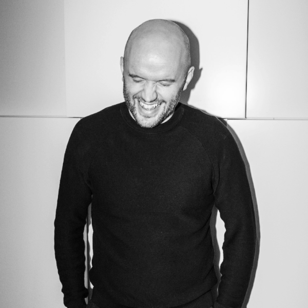 Simon Knighton